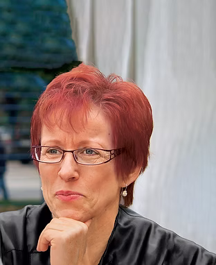 Grit-Stillger_bearbeitet.png